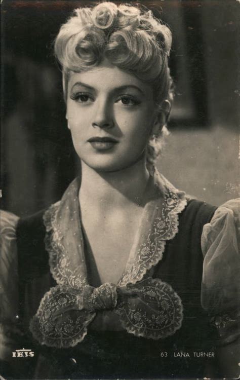Lana Turner Actresses Postcard