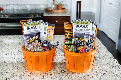 You've Been Booed Halloween Family Activity - The Littles & Me