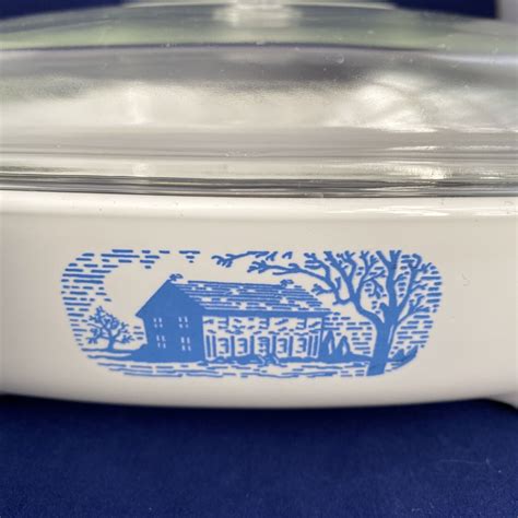 VINTAGE CORNING WARE AMANA BROWNING SKILLET W PYREX LID BLUE COLONIAL