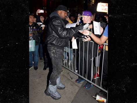 Kanye West Swarmed By Fans At Lakers Game As He Pleads For Kims Return