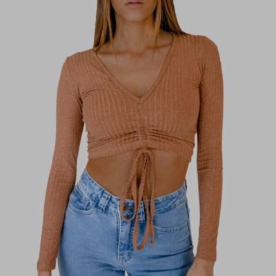 Coyote Rosa Polera Croptop Mujer Camel Brillante Falabella