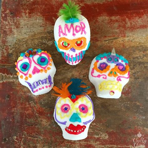 How To Make Sugar Skulls With Icing Crafty Chica