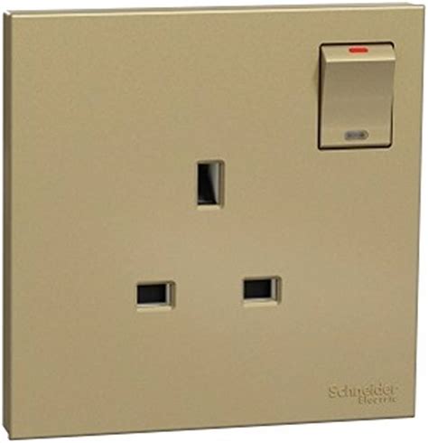 Schneider Electric Avataron C Switched Socket 1 Gang 13a Wine Gold