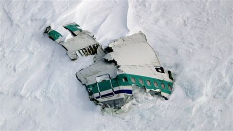 Mount Erebus disaster: The plane crash that changed New Zealand > Erebus plane crash disaster ...