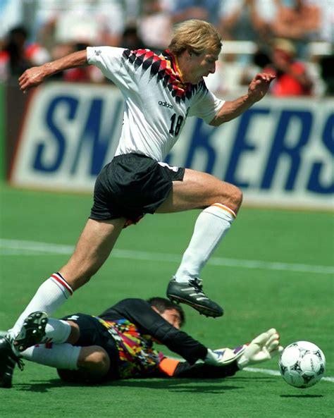 Klinsmann Wc Jurgen Klinsmann Football Players Football Photos