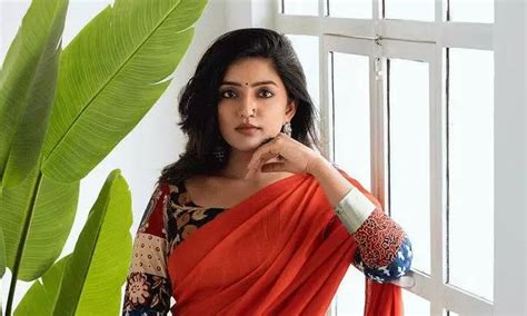 Eesha Rebba Shines In Beautiful Orange Saree Eesha Rebba Shines In