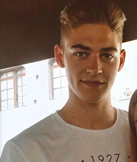 Pin By Melinda H On Hero Fiennes Tiffin Hot Hero Hero Fiennes Tiffin Hardin Hero