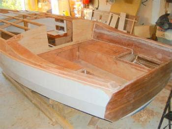 Build A Lapstrake Canoe Build A Model Boat Plans