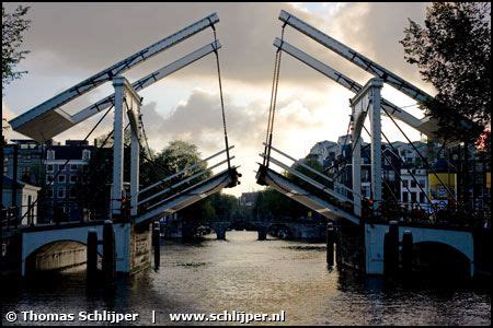 √ Nature Bridges Netherlands