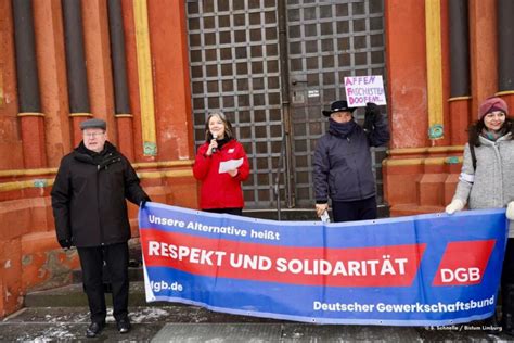 Bp B Tzing Na Demonstracji Przeciwko Prawicowemu Ekstremizmowi Ekai