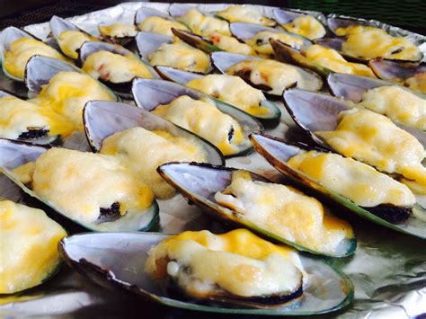 Baked Mussels With Butter Garlic Mayo And Cheese Mussels Recipe Seafood Recipes Baked Mussels