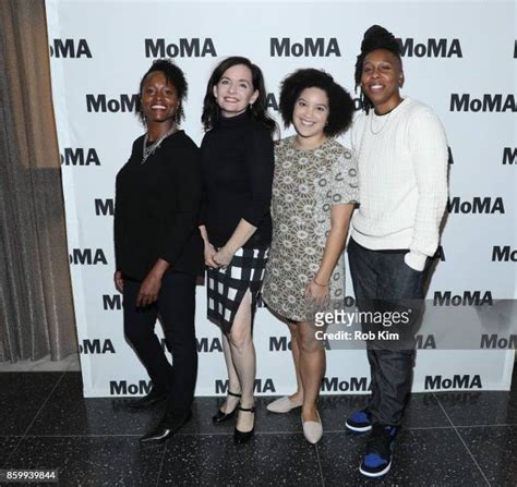 9 Hot Sexy Guinevere Turner Bikini Pics