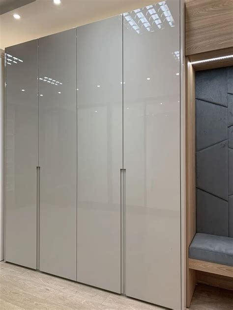 Wooden High Gloss Pu Finish Wardrobe For Home At ₹ 1299sq Ft In