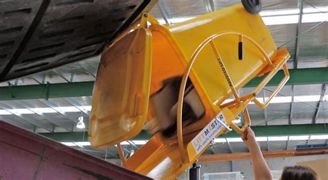 Liftmaster Niftylift Bin Lifter 30kg Capacity Swl Safe Handling Solutions