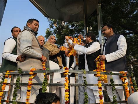 Former Pm Chaudhary Charan Singh Remembered On His Birth Anniversary जयंती पर याद किए गए पूर्व