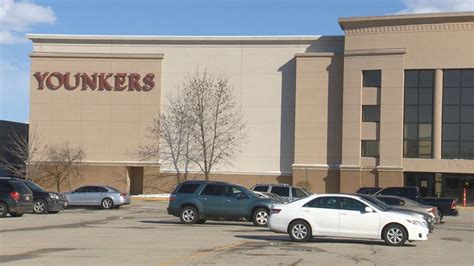 Green Bay Area Younkers Store Closing