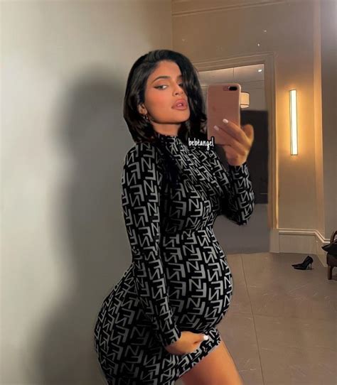 Kylie Jenner Enceinte Kylie Jenner Pregnant Kylie Pregnant Kylie