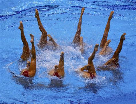 19 fotos impresionantes de los campeonatos de natación sincronizada