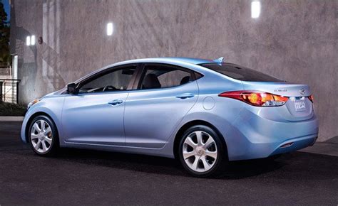 Hyundai Elantra Blue Photo Gallery #2/10