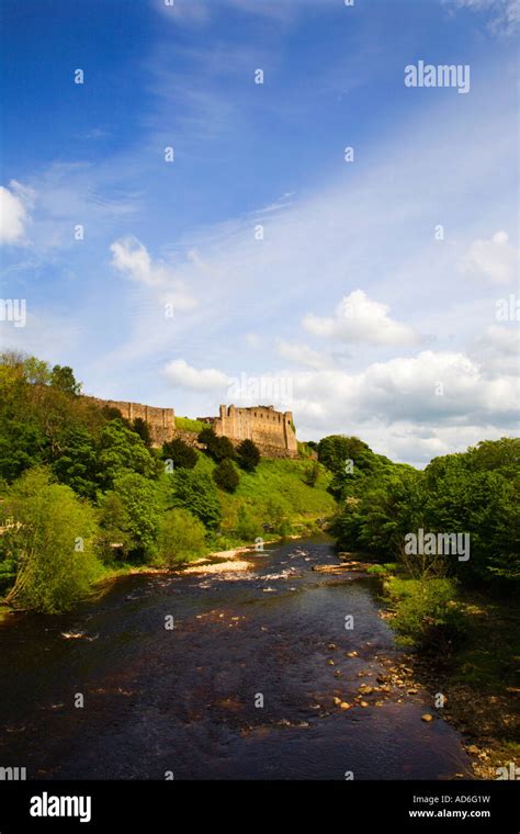 Richmond Castle And The River Swale Richmond North Yorkshire Eng Stock