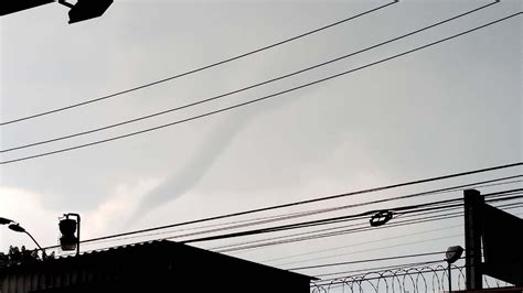 Tornado En Toluca Hoy Deja Dos Muertos Al Caer Una Barda N