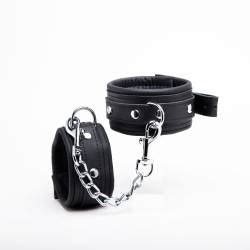 Accessoires De Contrainte Bdsm Menottes Colliers Et Plus D Monia