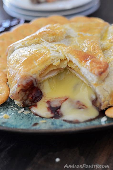 Baked Brie In Puff Pastry With Raspberry Preserves Raspberry