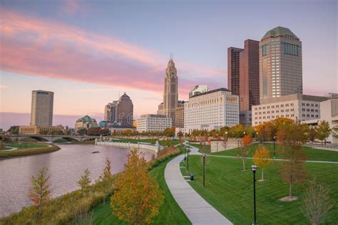 View of Downtown Columbus Ohio Skyline Stock Photo - Image of park ...