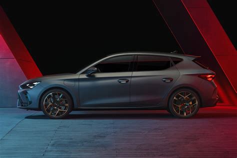 Poids Cupra Leon 2024 1 5 E Hybrid 272 Ch Autotijd Be