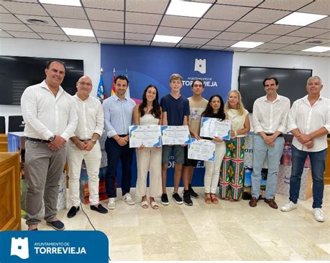 Talento Joven Torrevieja Y Agamed Otorgan Becas Universitarias Para