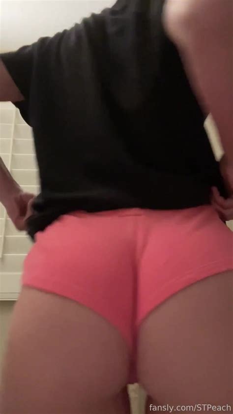 Watch Free Stpeach Twerking Pink Shorts Fansly Video Leaked Porn Video