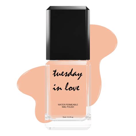 Vernis à ongle Sweetie Pie Camel nude avec une nuance pêche Tendance onglerie