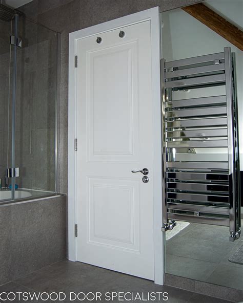 Contemporary bathroom door - Cotswood Doors