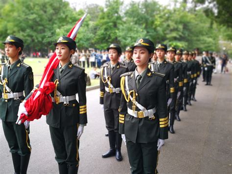 北师大女子国旗护卫队在北京国旗仪仗队检阅式比赛中获一等奖 北京师范大学新闻网