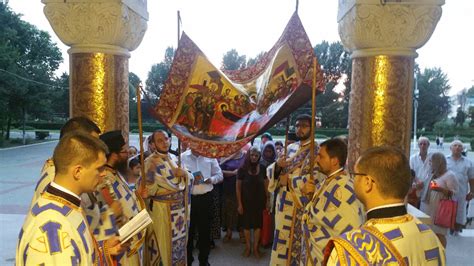 Slujba Prohodului Adormirii Maicii Domnului la Catedrala Episcopală