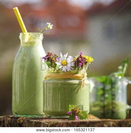 Gr Ner Smoothie Mit Image Photo Free Trial Bigstock