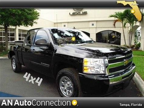 Sell Used Chevrolet Silverado 1500 LS Extended Cab Pick Up 4X4 In Tampa