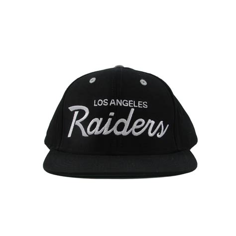 Who has an ID on the cursive Raiders workmark? : r/identifythisfont