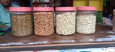 Dry Fruit Market Is Hot In Winter Season Demand For Cashews Almonds And Dates Increased