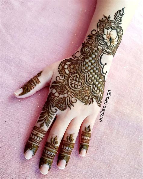 K Likes Comments Stylish Mehndi Design Stylishmehndidesign