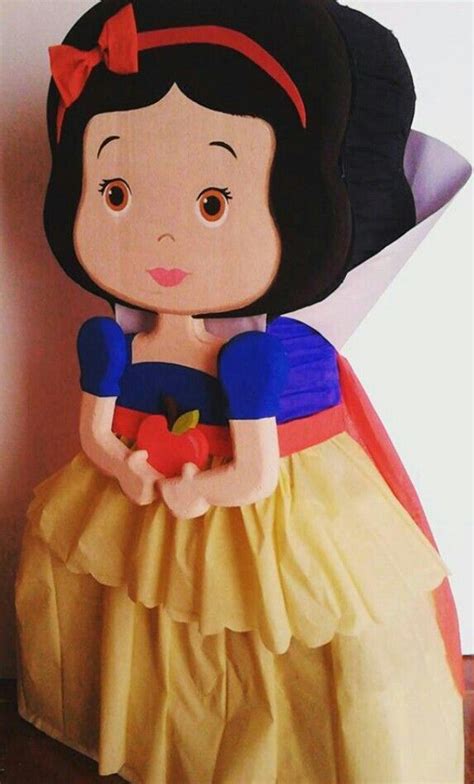 Pi Ata Blancanieves Beb Pi Atas De Angelitos Pi Atas Pi Ata De