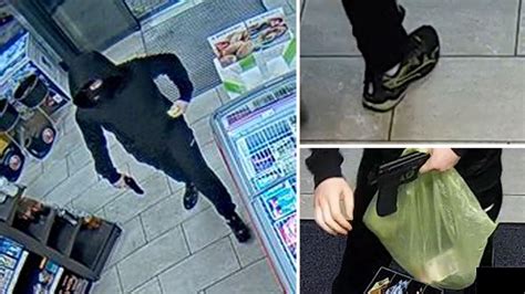 Bewaffneter Raubüberfall auf Tankstelle Polizei sucht mit Fotos und