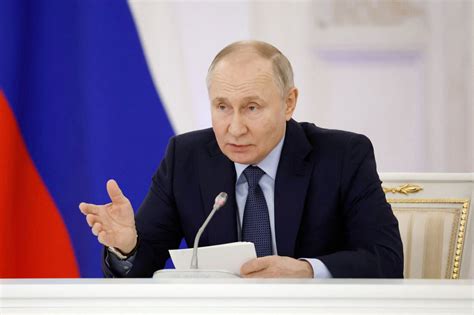 Putin diz estar pronto para usar armas nucleares em caso de ameaça à