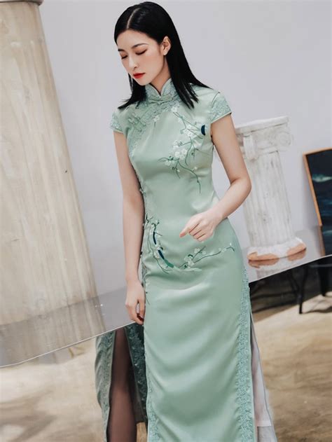 Green Embroidered Long Qipao Cheongsam Dress With Lace Trim Lace Dress Dress Cheongsam