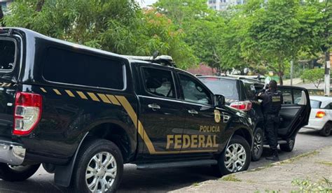 Operação da PF em Florianópolis prende suspeito pornografia