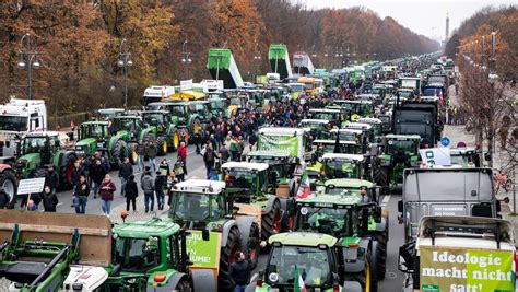 Berlin Tausende Landwirte Protestieren In Der Hauptstadt Der Spiegel