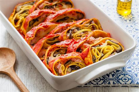 Ricetta Rotolo Di Pasta All Uovo Ripieno Con Melanzane Prosciutto