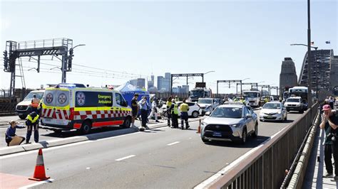 Road Safety Advocate Pushes For Movable Barrier On Sydney Harbour Bridge After Horror Crash Left