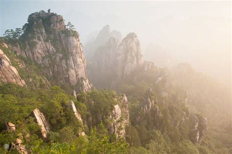 Huang Shan As Montanhas Amarelas Dos Picos Flutuantes China