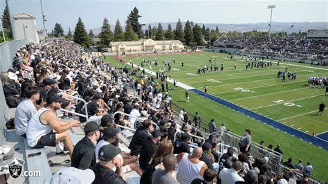 Raider Nation packs Memorial Stadium in Napa for practice